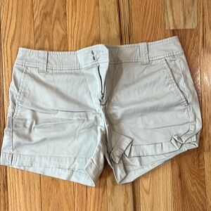New York & Company Tan Cargo Shorts Versatile Style